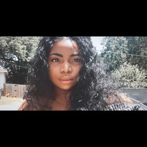 Meet your Posher, Destiney